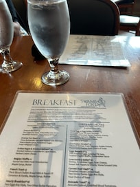 Swamp fox restaurant. The service was great! The shrimp and grits omg!! 😋delicious