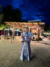 每天的迎賓活動,帶入海島文化的故事,讓旅客有很在地的體驗