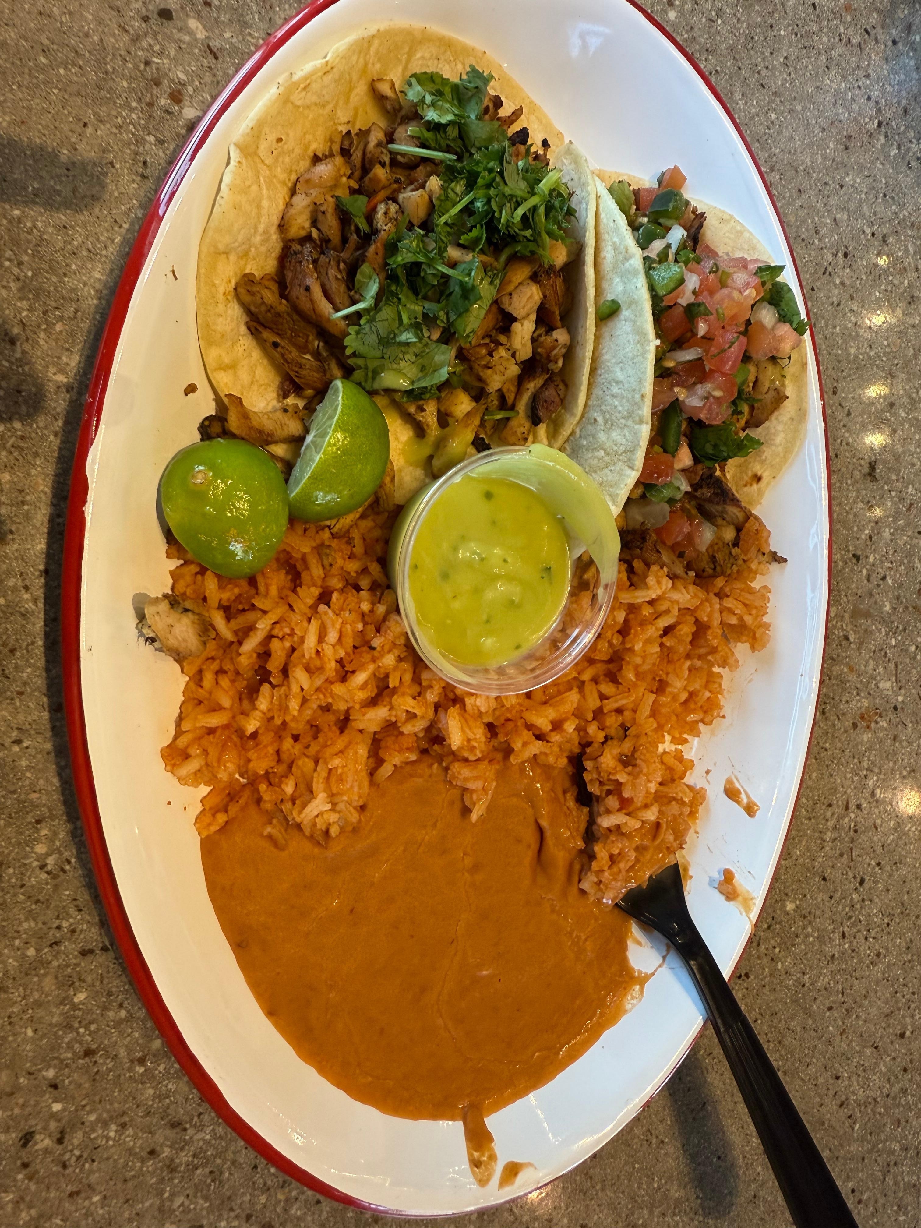 Del Rancho Carniceria & Tacos