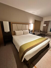 beds very comfy, firm pillows