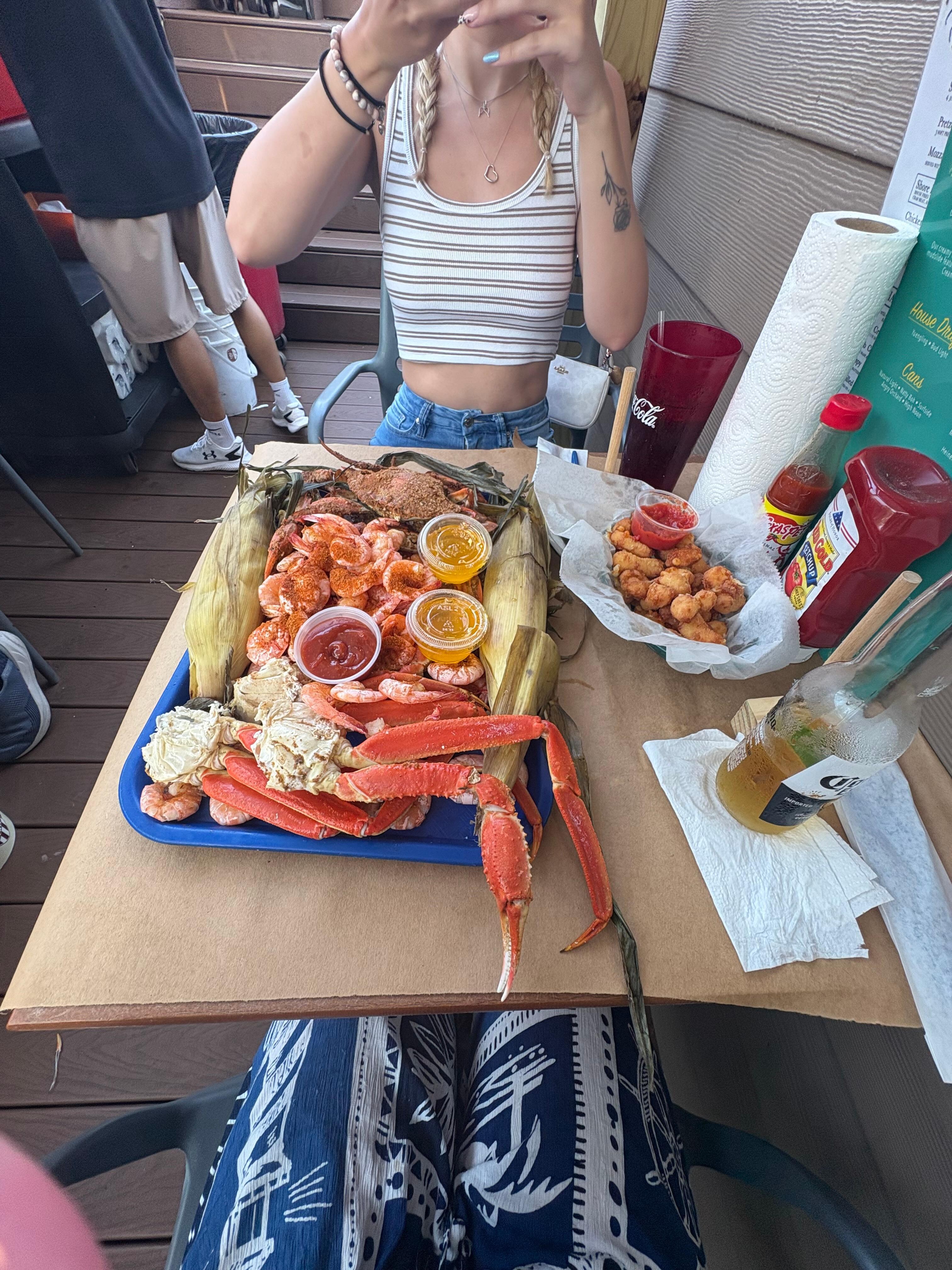 seafood at mug and mallet right around the corner