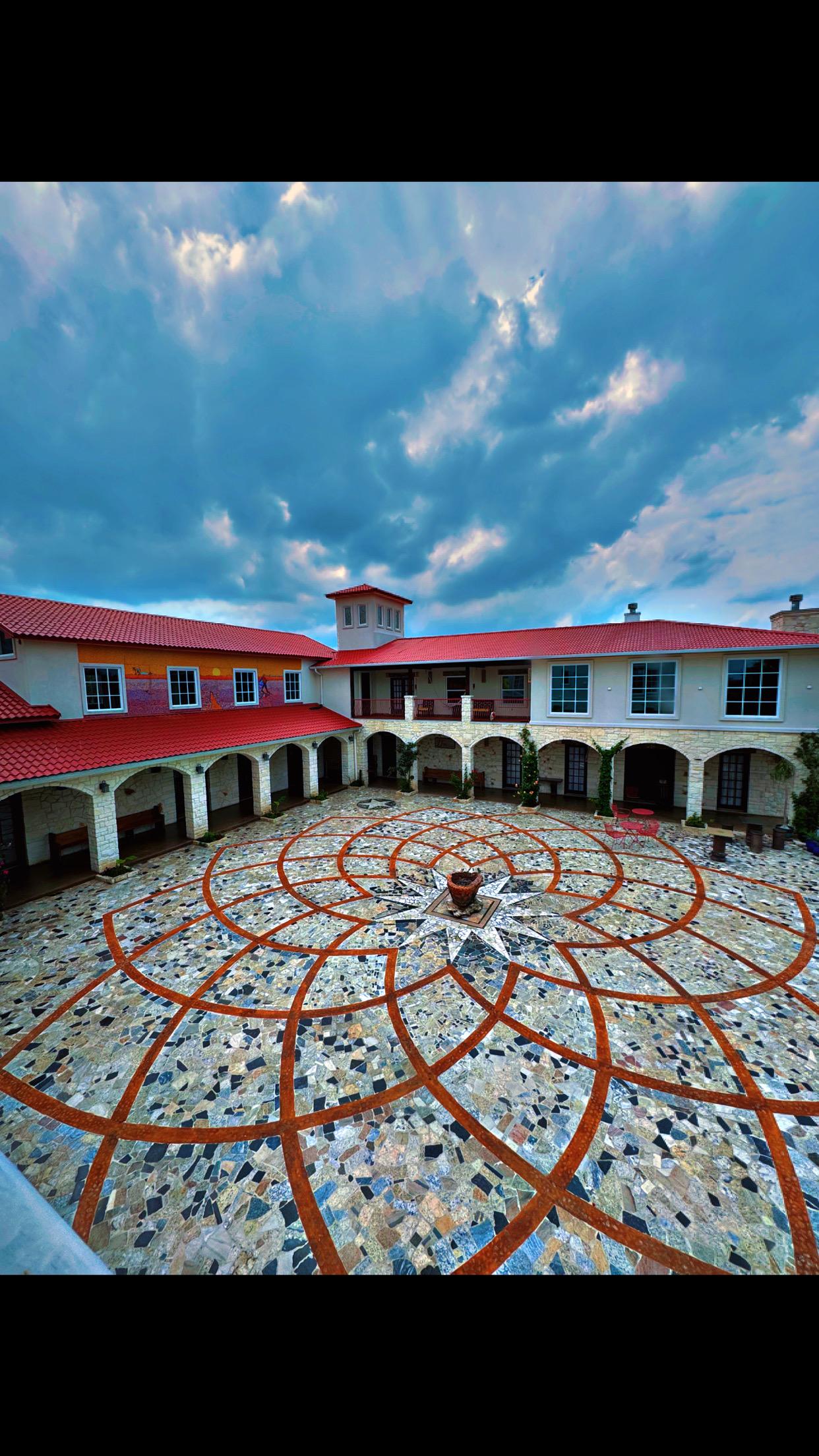 The court area 