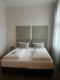 Very comfortable bed