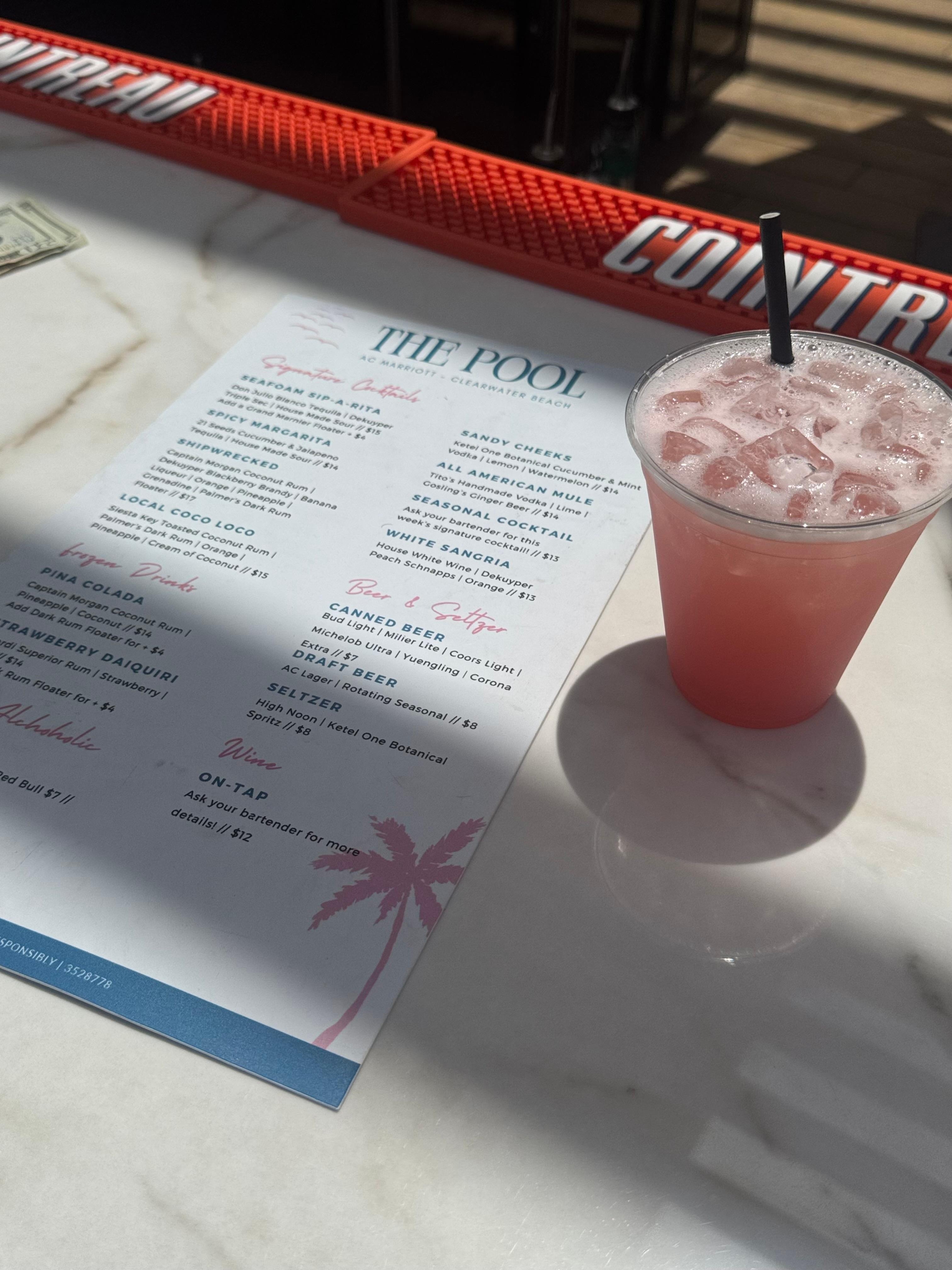 Pool bar