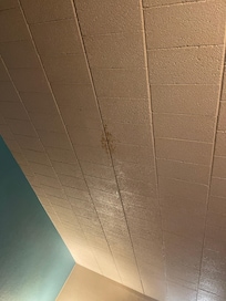 Blood splatter on the ceiling