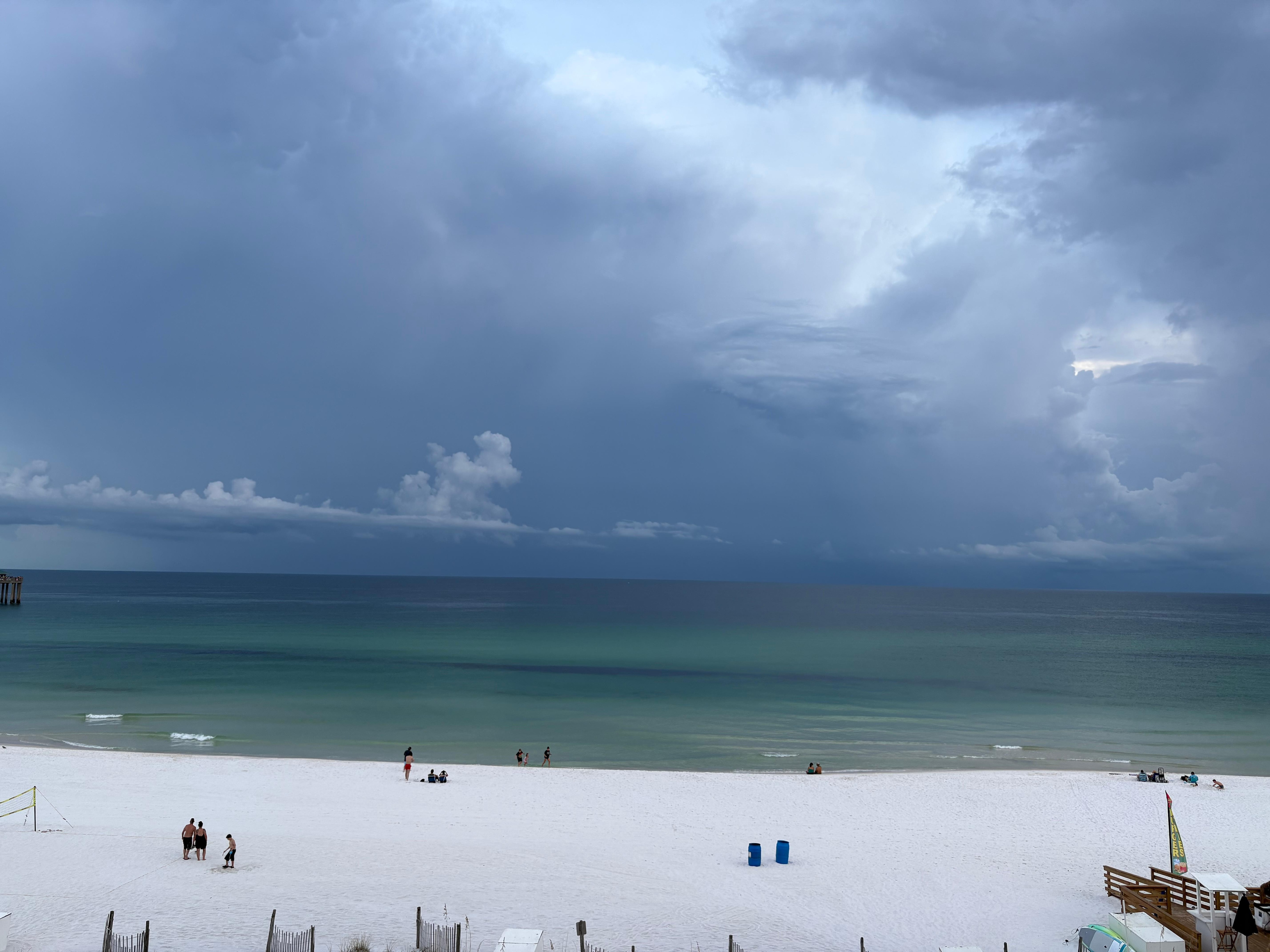 Storm moving in. 
God’s beauty
So peaceful 