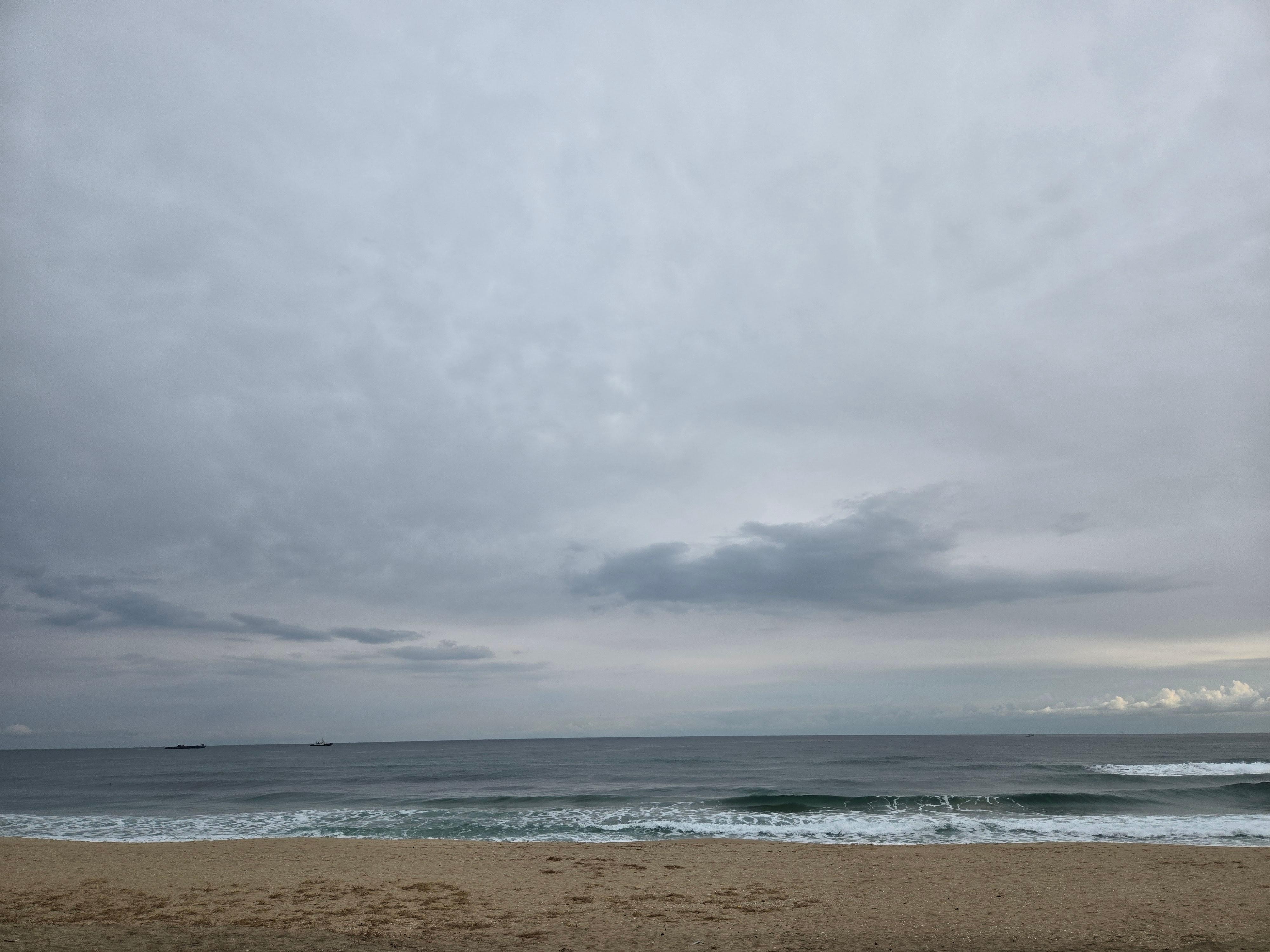 날씨는 흐렸지만..바다를 한눈에^^