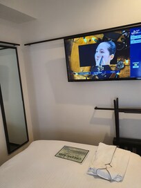 TV