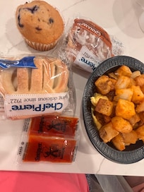 There was sausage as well that was pretty good. Cereal, fresh fruit, bagels, coffee and Juice.