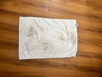 Dirty floors throughout the room.