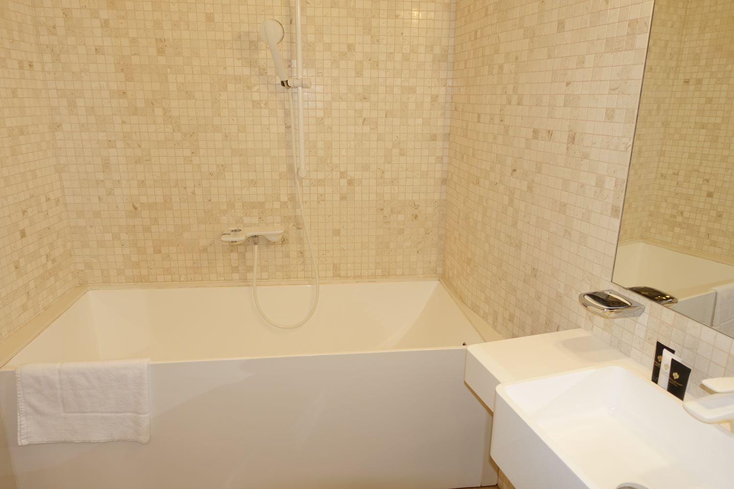 お風呂場、洗面台です。