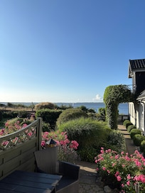 Udsigten fra vores bærelse