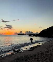 The view and the beach was beautiful and we were basically the only ones there