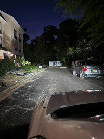 Very un professional atmosphere. Bad management had attitude and charged me twice for not even staying.