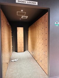 靴箱があります