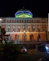 Juma Opera House ( 300 m from the Villa Amazonia )
