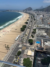 Foto taken from the top floor pool area.