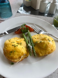 Breakfast at Montecristo