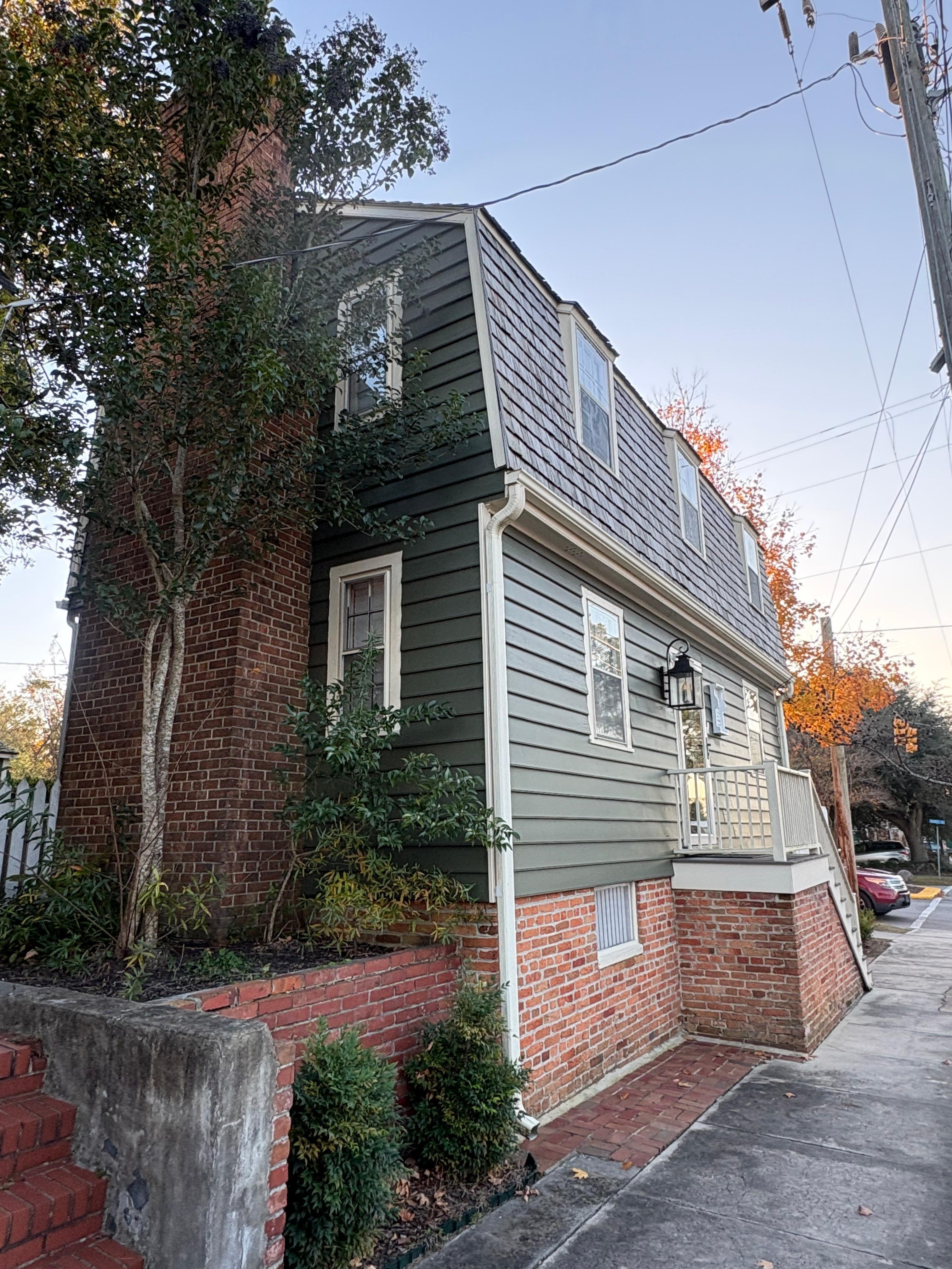 Beautiful historic home. Easy access to downtown. 