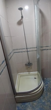 I would never use this disgusting shower and the for does not close