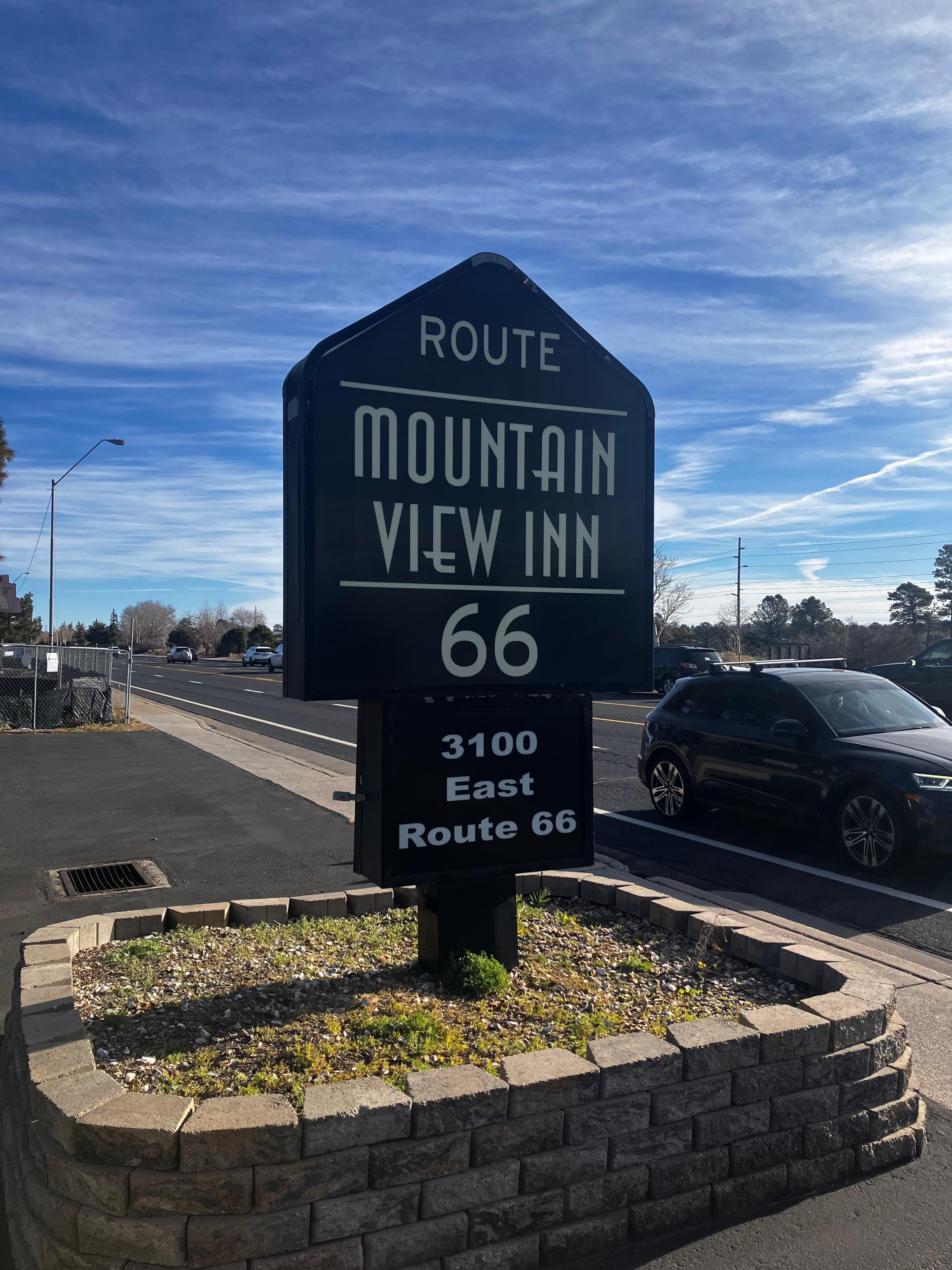 2026年で開通100年となるルート66横にあります。