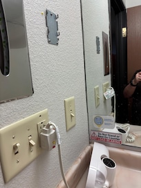 Hair dryer not attached to the wall
