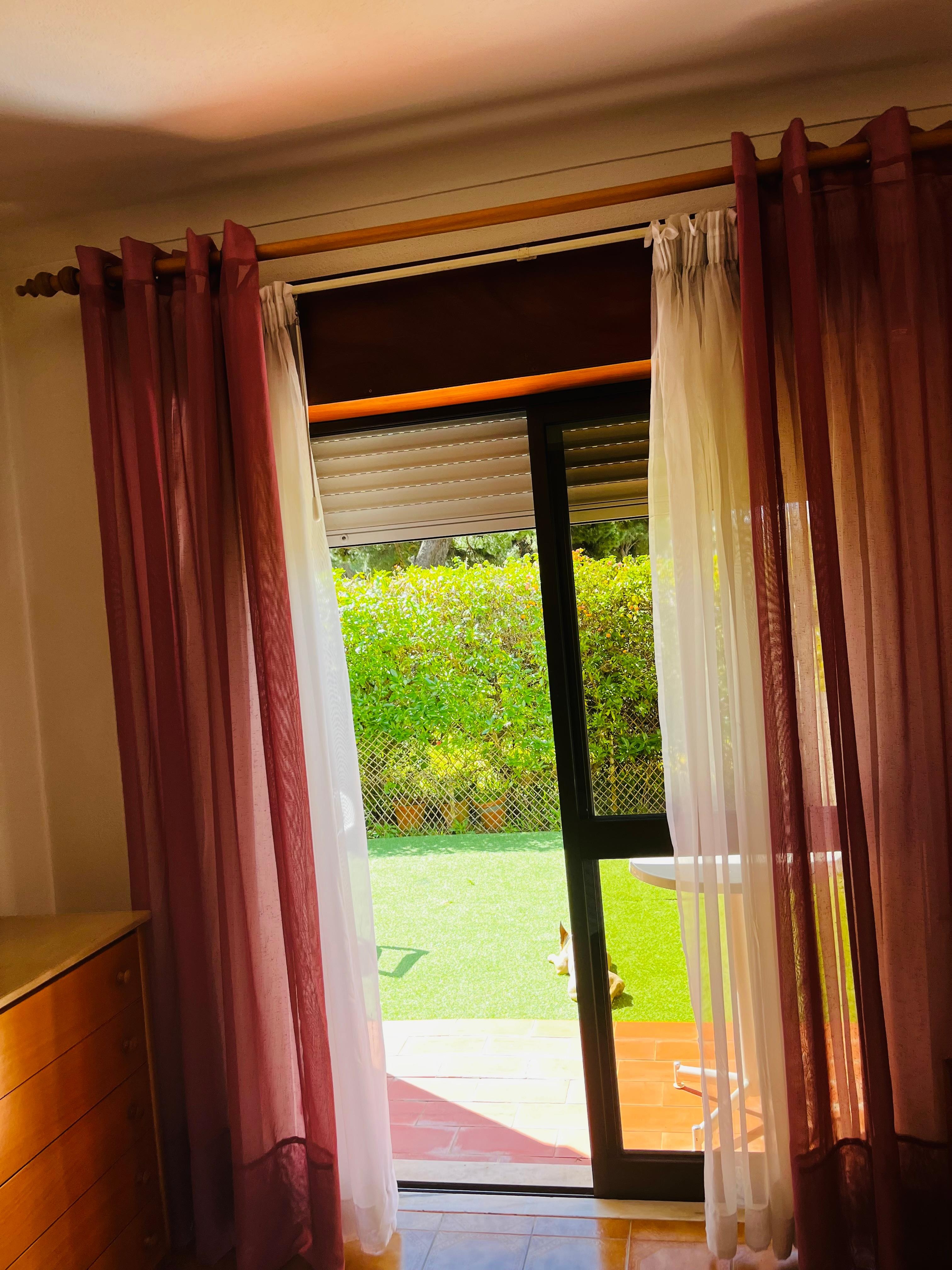 Acceso a la terraza desde la habitación 