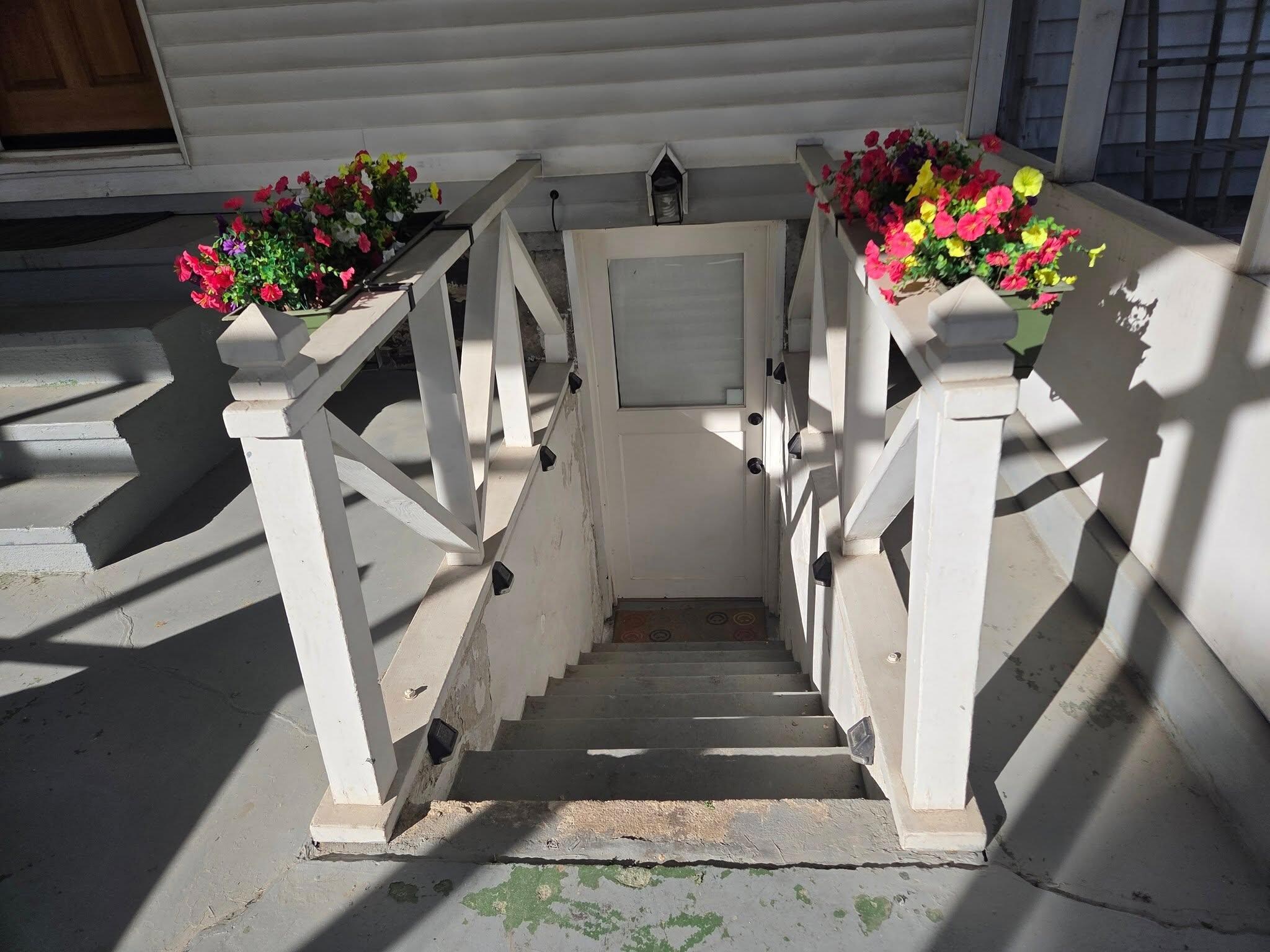 The entrance to the apartment