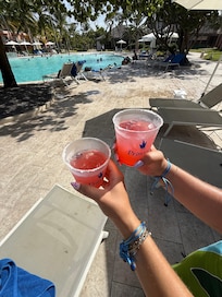 Drinks from bar at pool