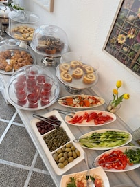 Buffet breakfast