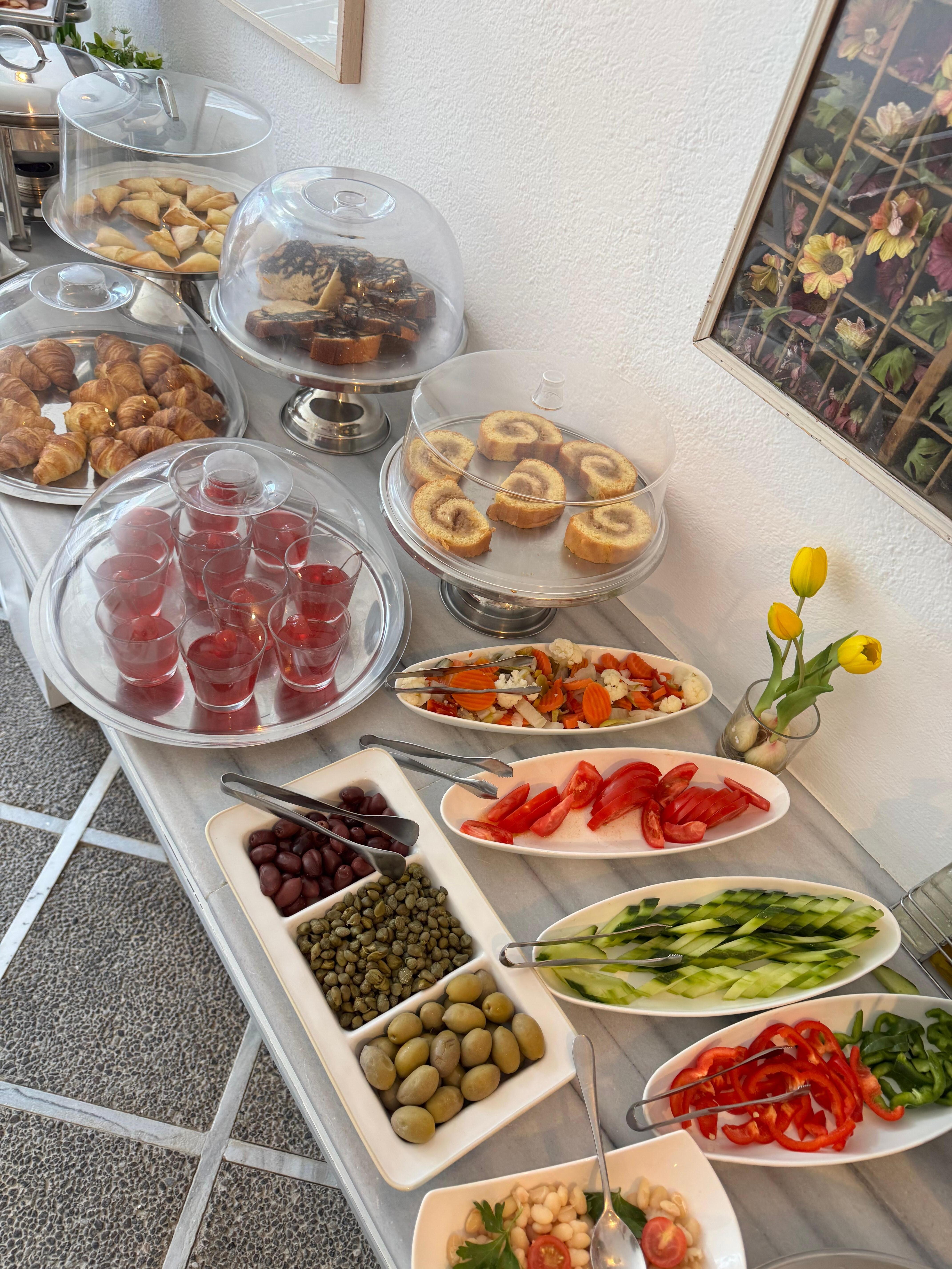 Buffet breakfast 