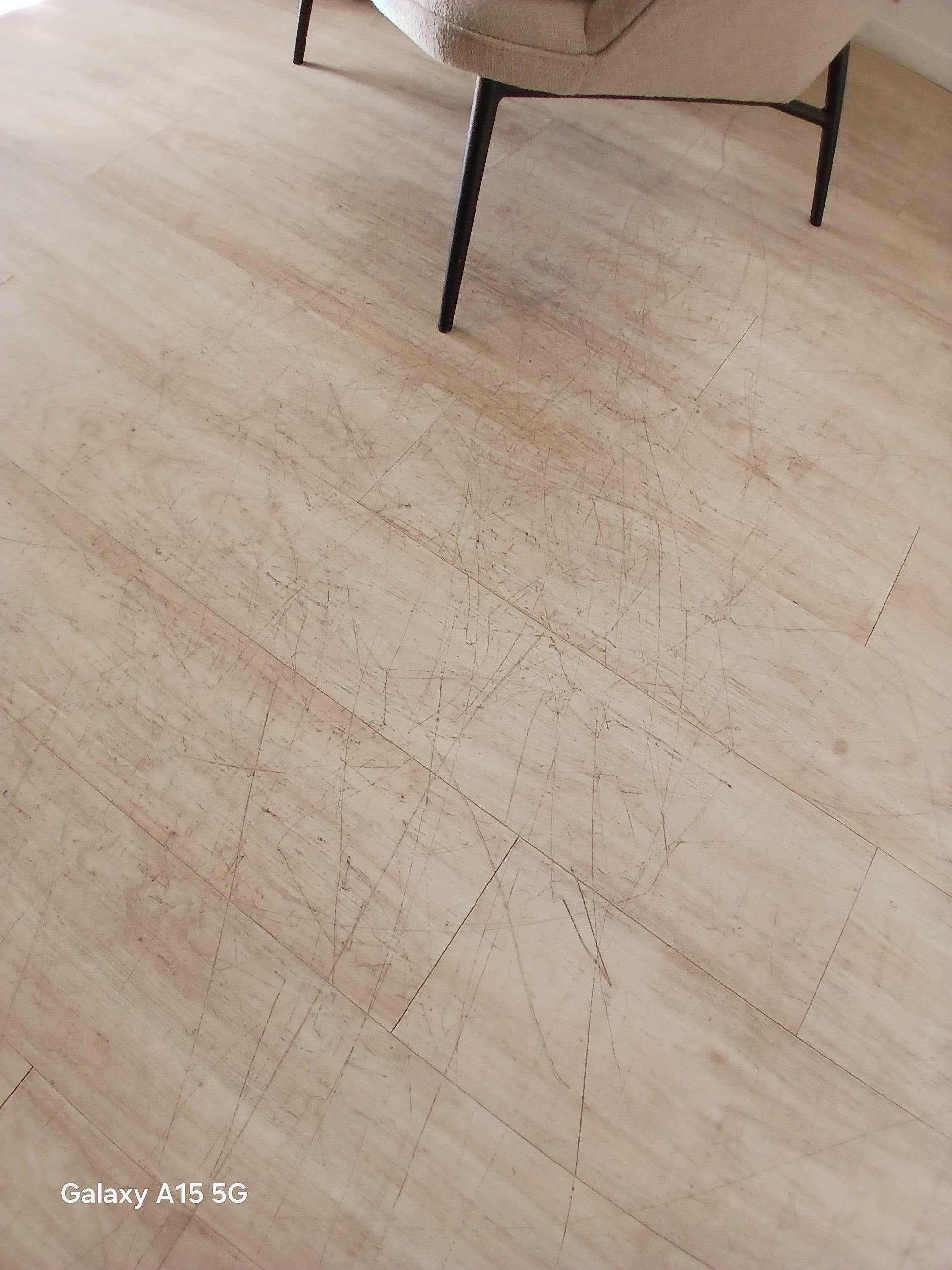 Lounge floor
