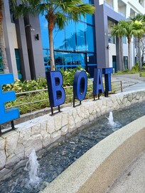 Lovely hotel staff cant do enough for you