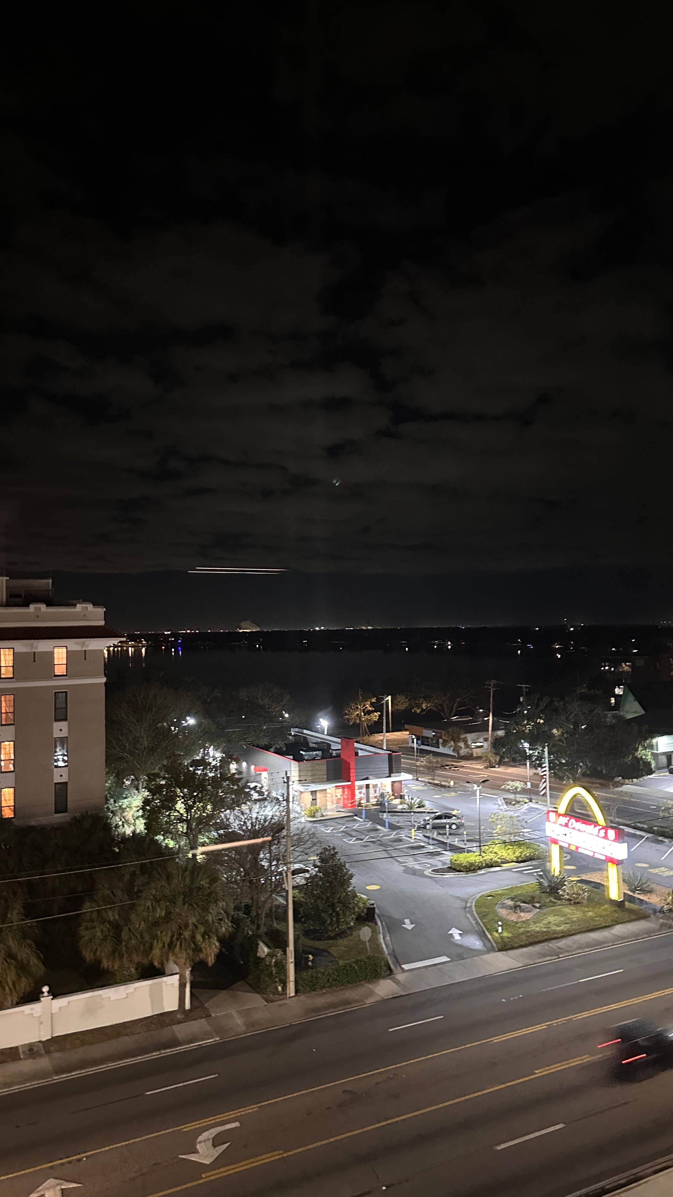 Night view of the lake