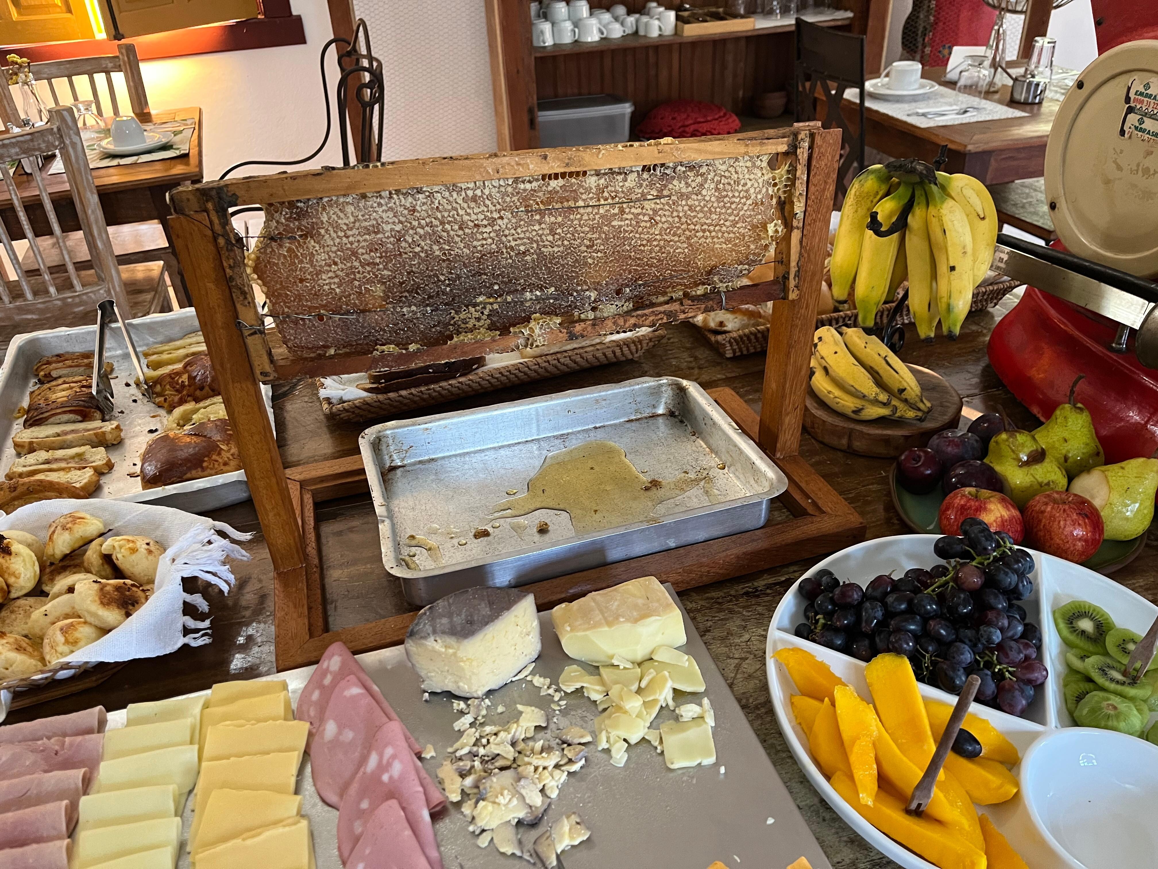 Café da manhã maravilhoso.