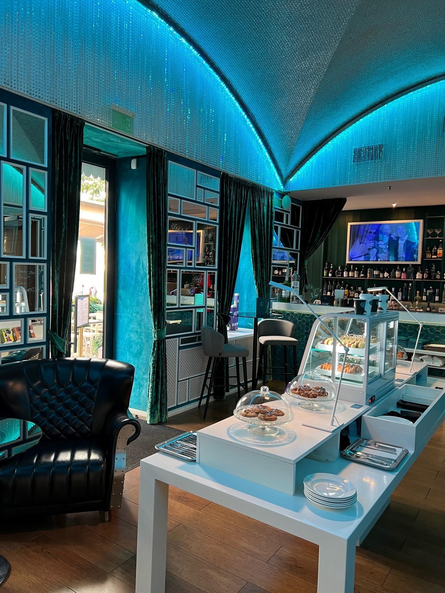 Cafe Liszt