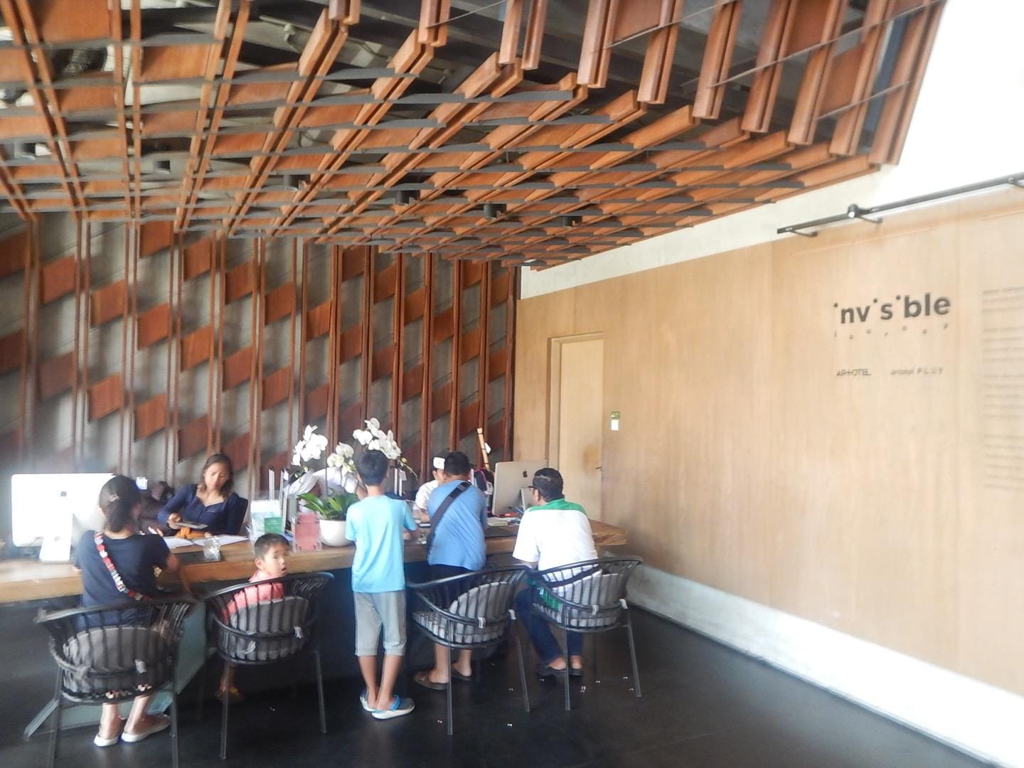 受付ロビーは広々しています