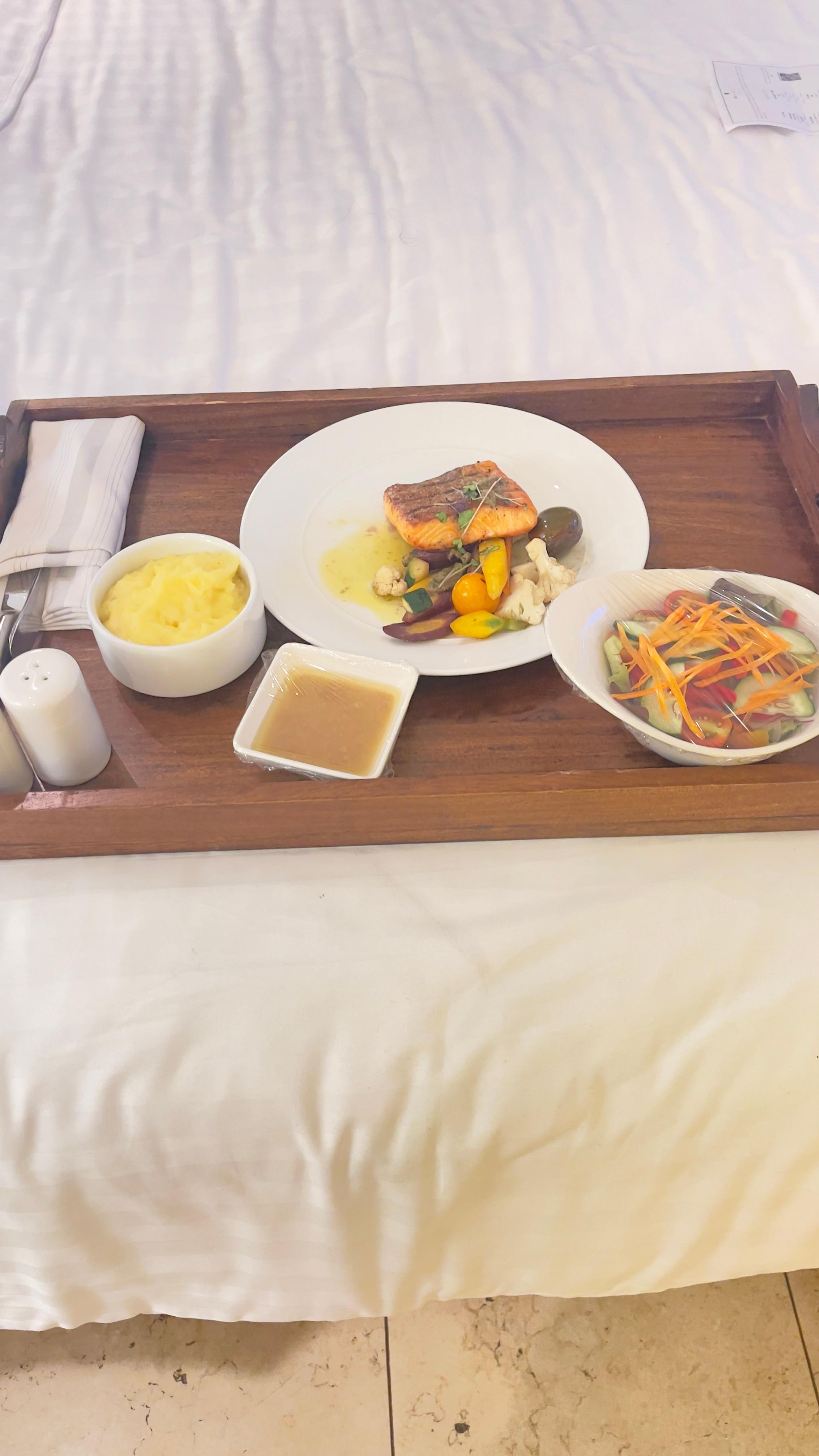 Room service dinner… Fantastic 