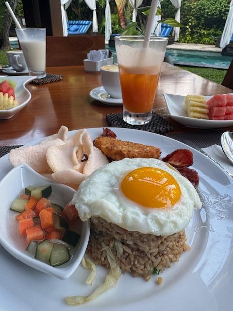 Indonesian breakfast option. Great tasting Nasi Goreng. American and Continental breakfast options also.