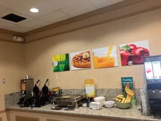 A wonderful breakfast bar available included. Great service to keep stocked. We enjoyed this immensely. 