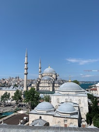 Vue sur la mosquée Yeni