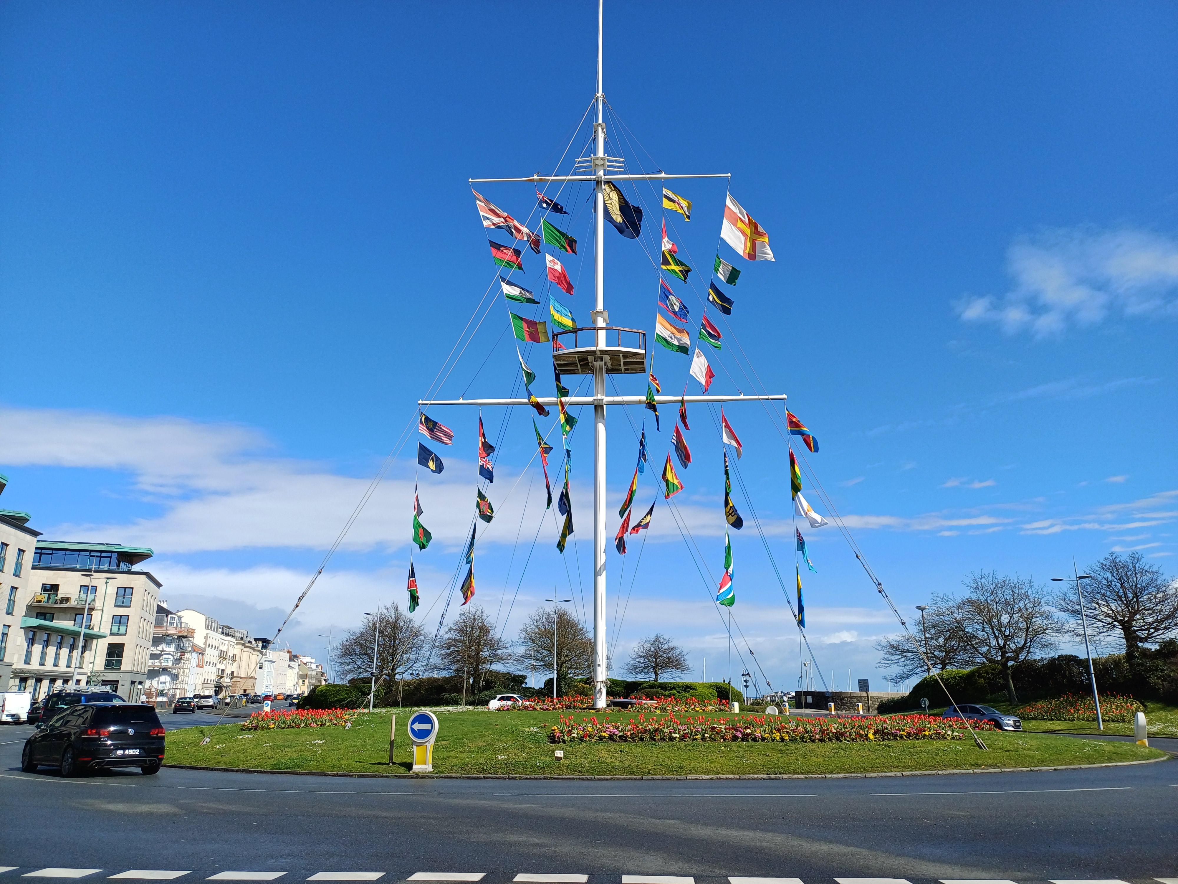 Flag mast Saint Peter Port 