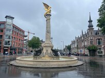 Round about under my room with not a so good phonic isolation