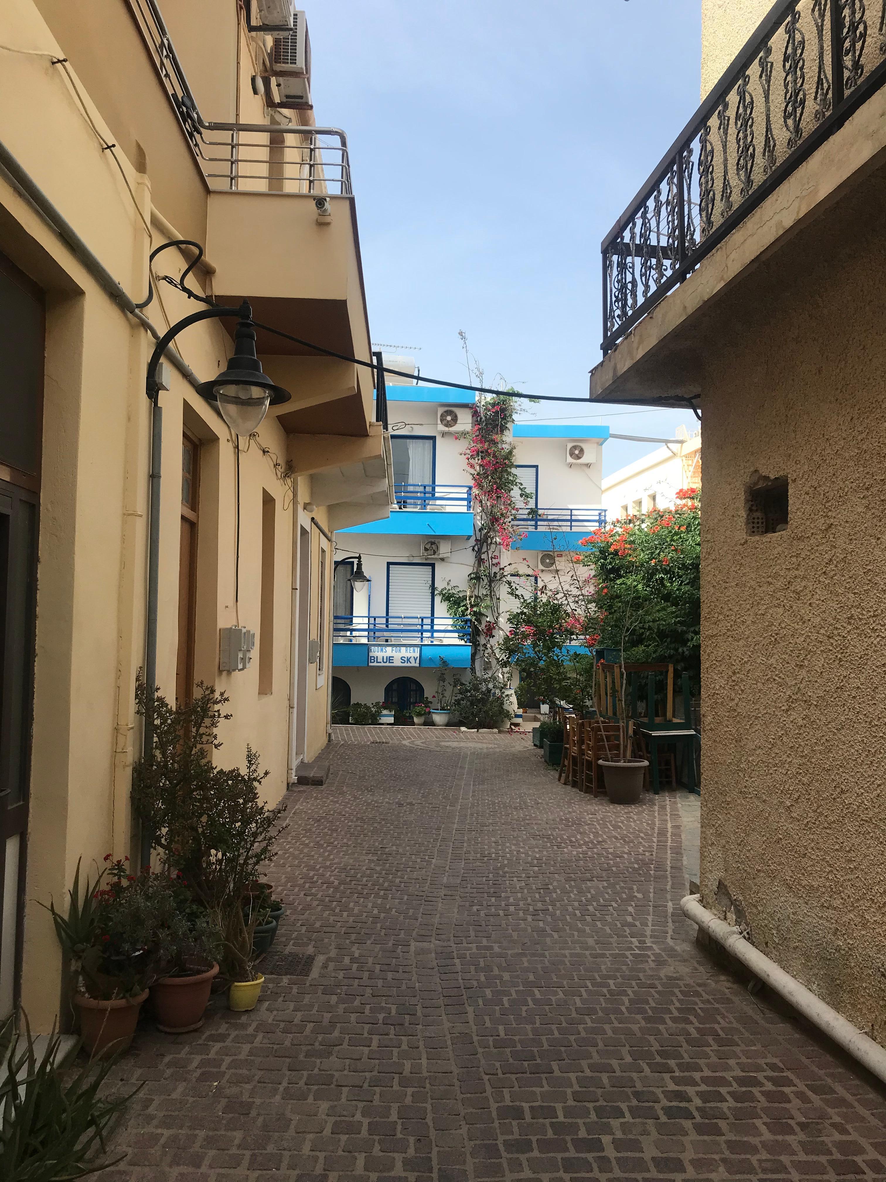 The path to Blue Sky from the main street