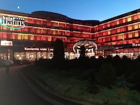 Aussenansicht Hotel am Abend
