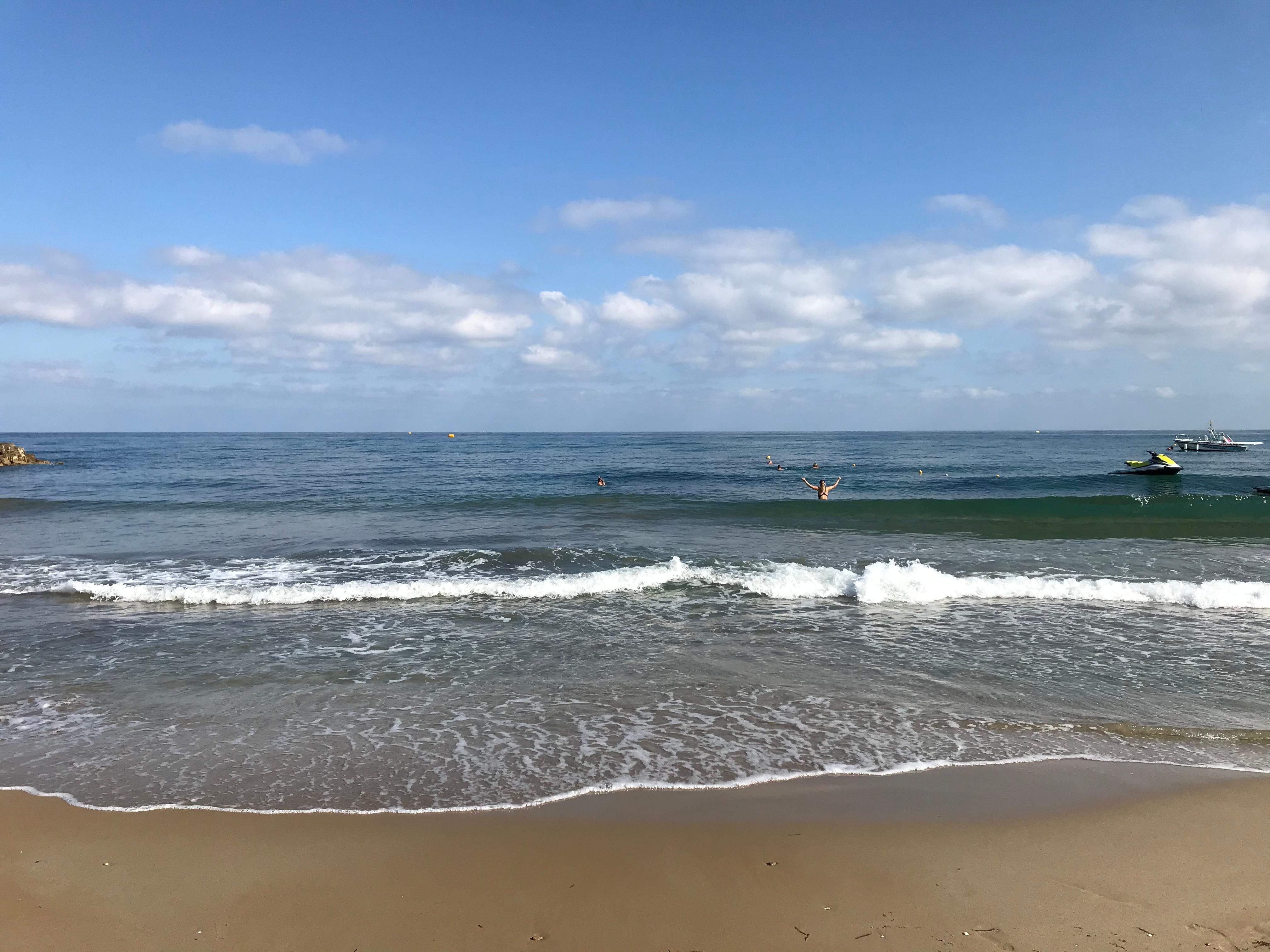 Nærliggende strand