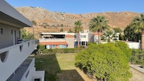 Pohled na restauraci ze zadní strany hotelu