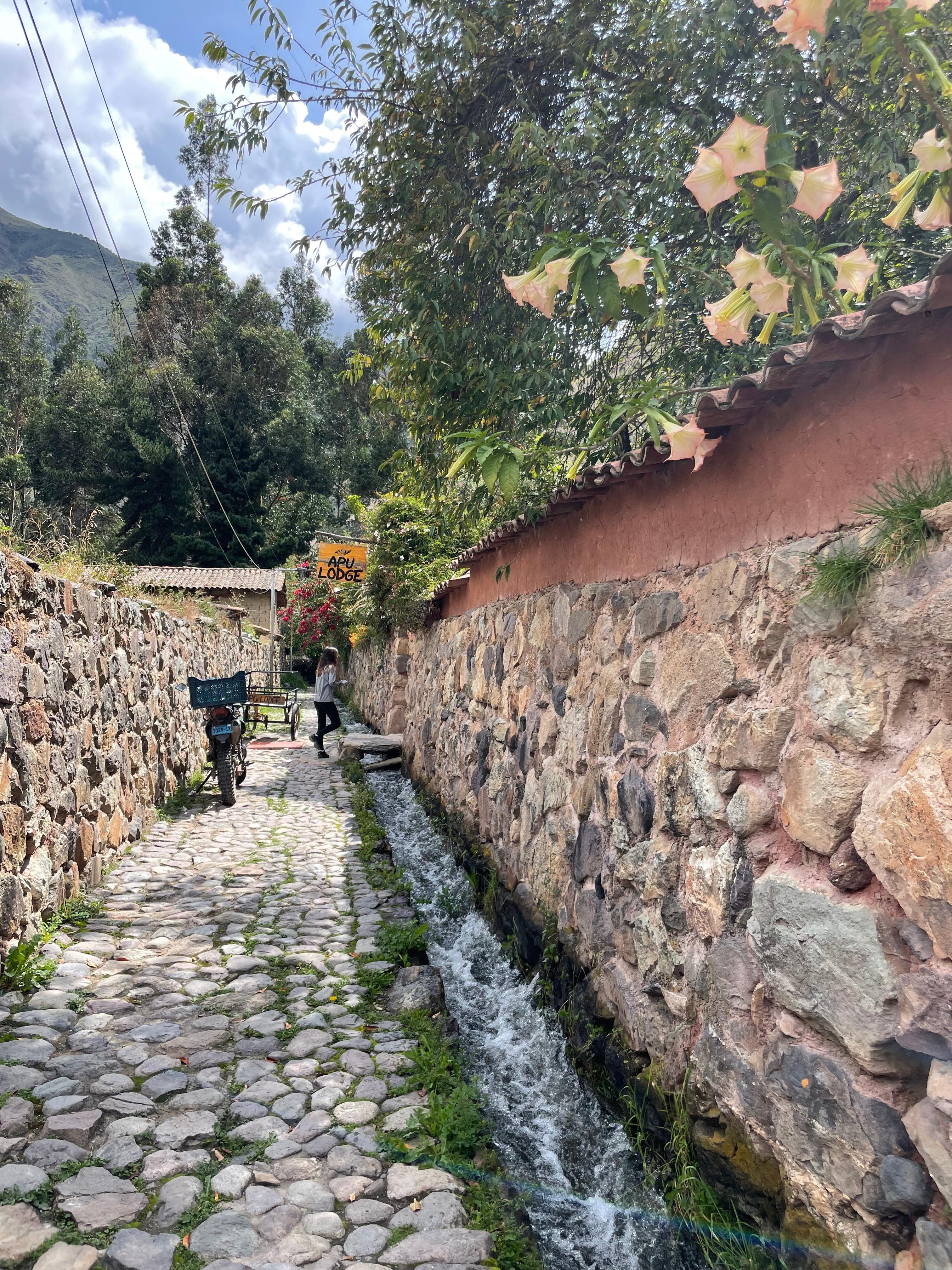 The street leading to hotel