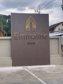 Hotel Name