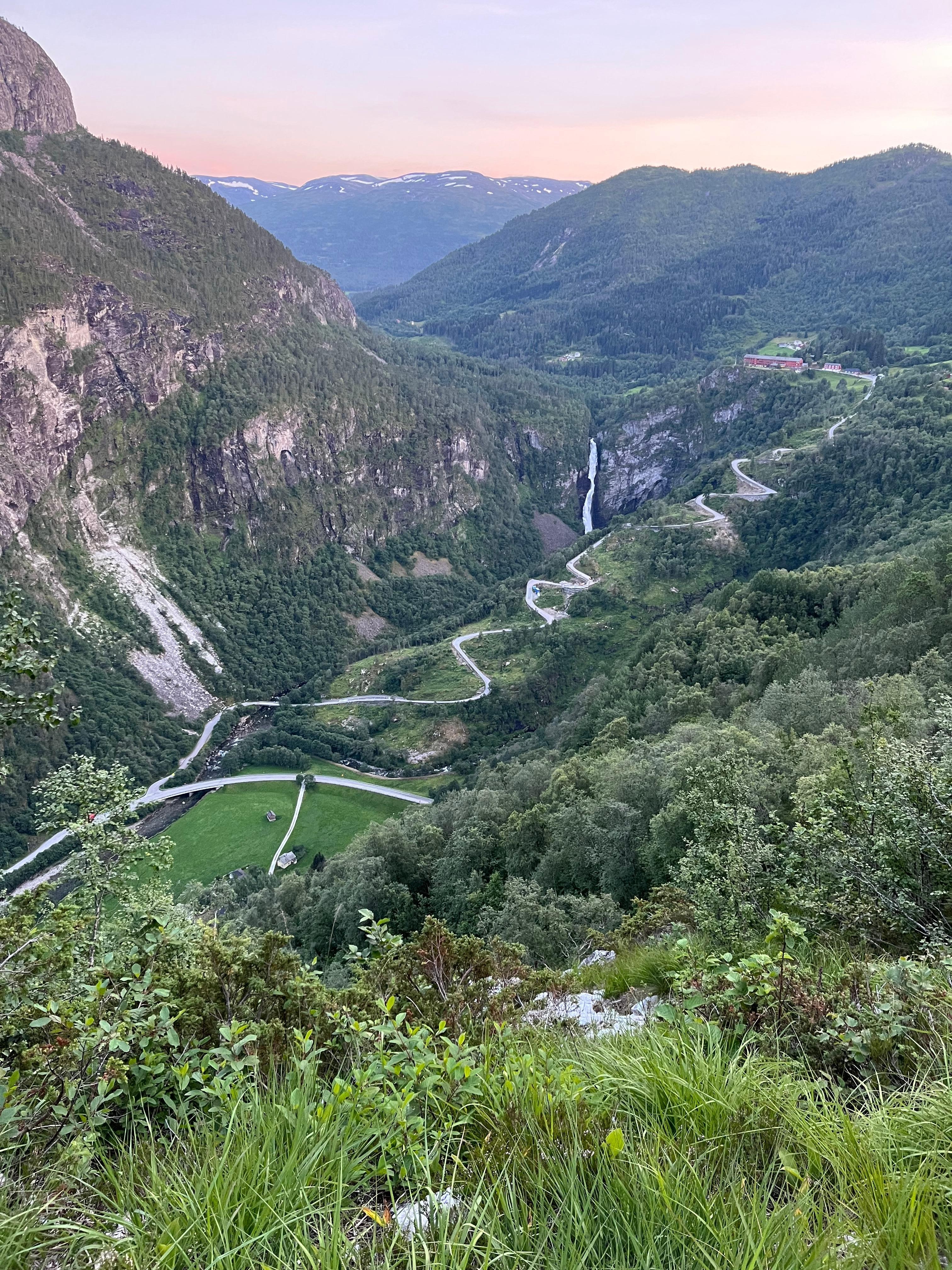 Fra tåren til Nåli